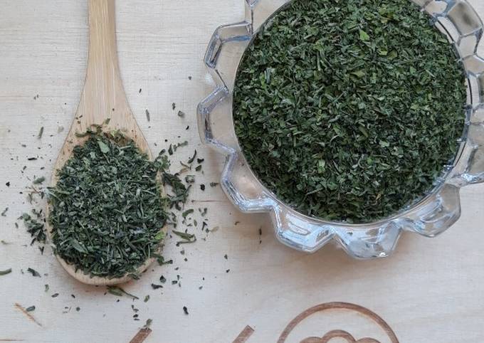 شنبلیله خشک